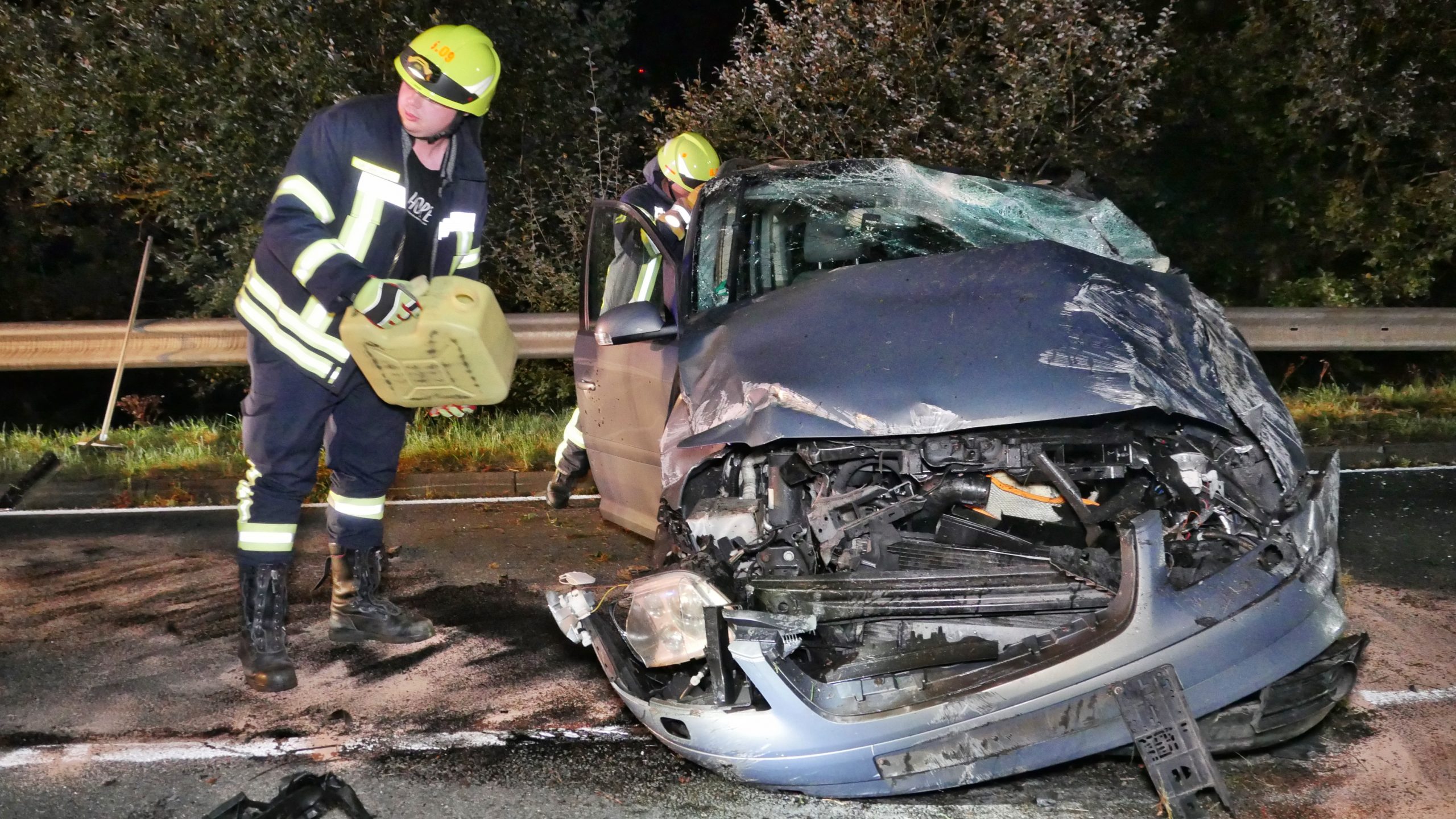 Autoüberschlag in Wilden