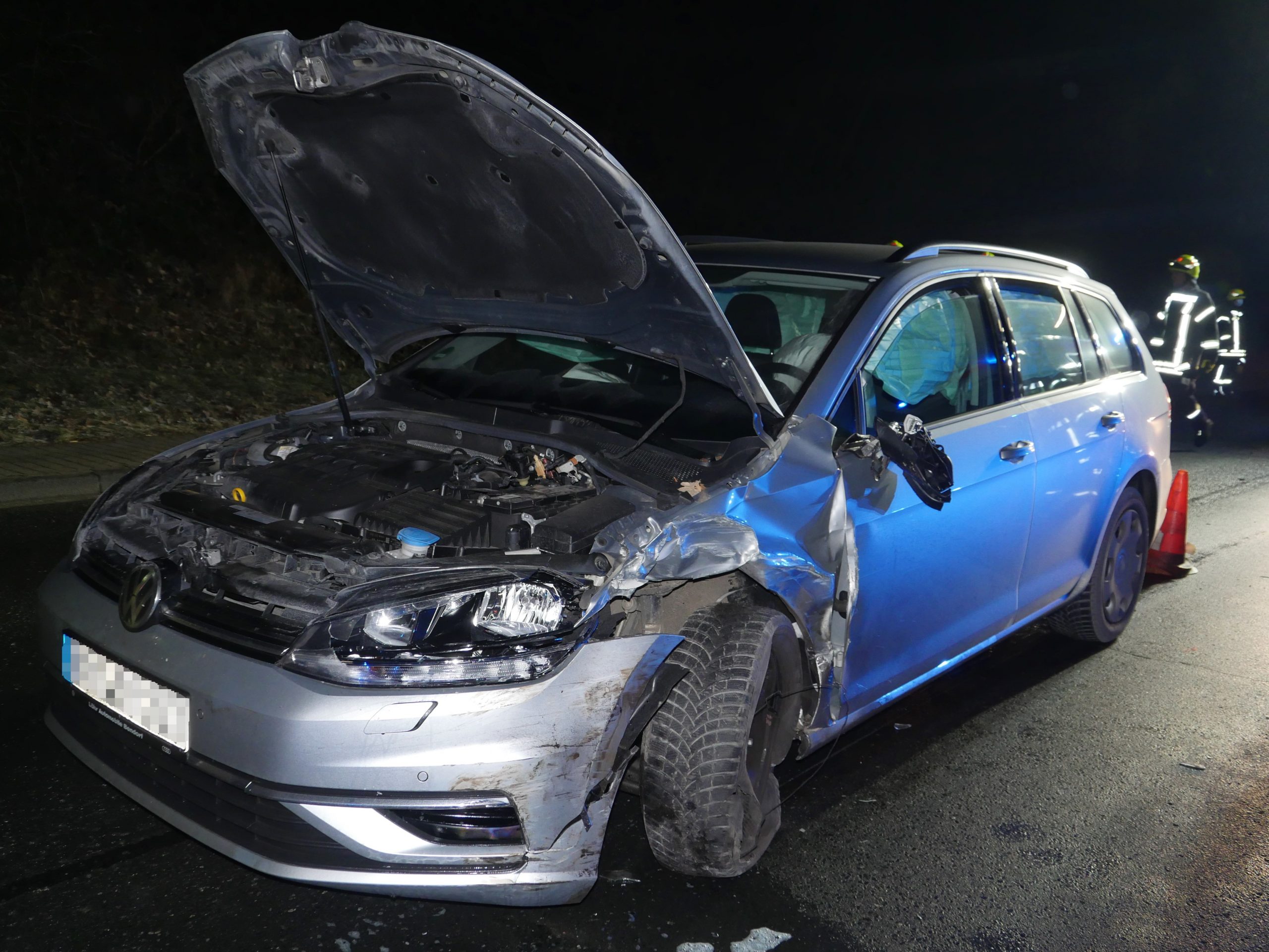 Blick auf Navi löst Unfall aus