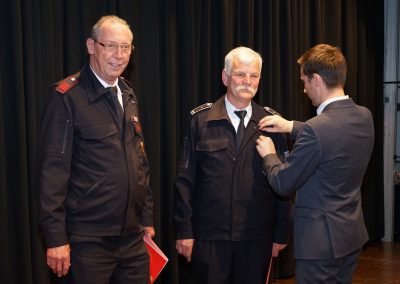 Gerd Braunöhler (Oberdielfen) beendete seinen aktiven Dienst und wurde in die Ehrenabteilung verabschiedet.