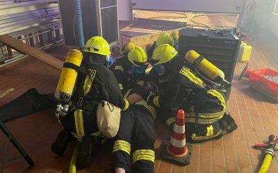 25 neue Atemschutzgeräteträger für die Feuerwehr Wilnsdorf